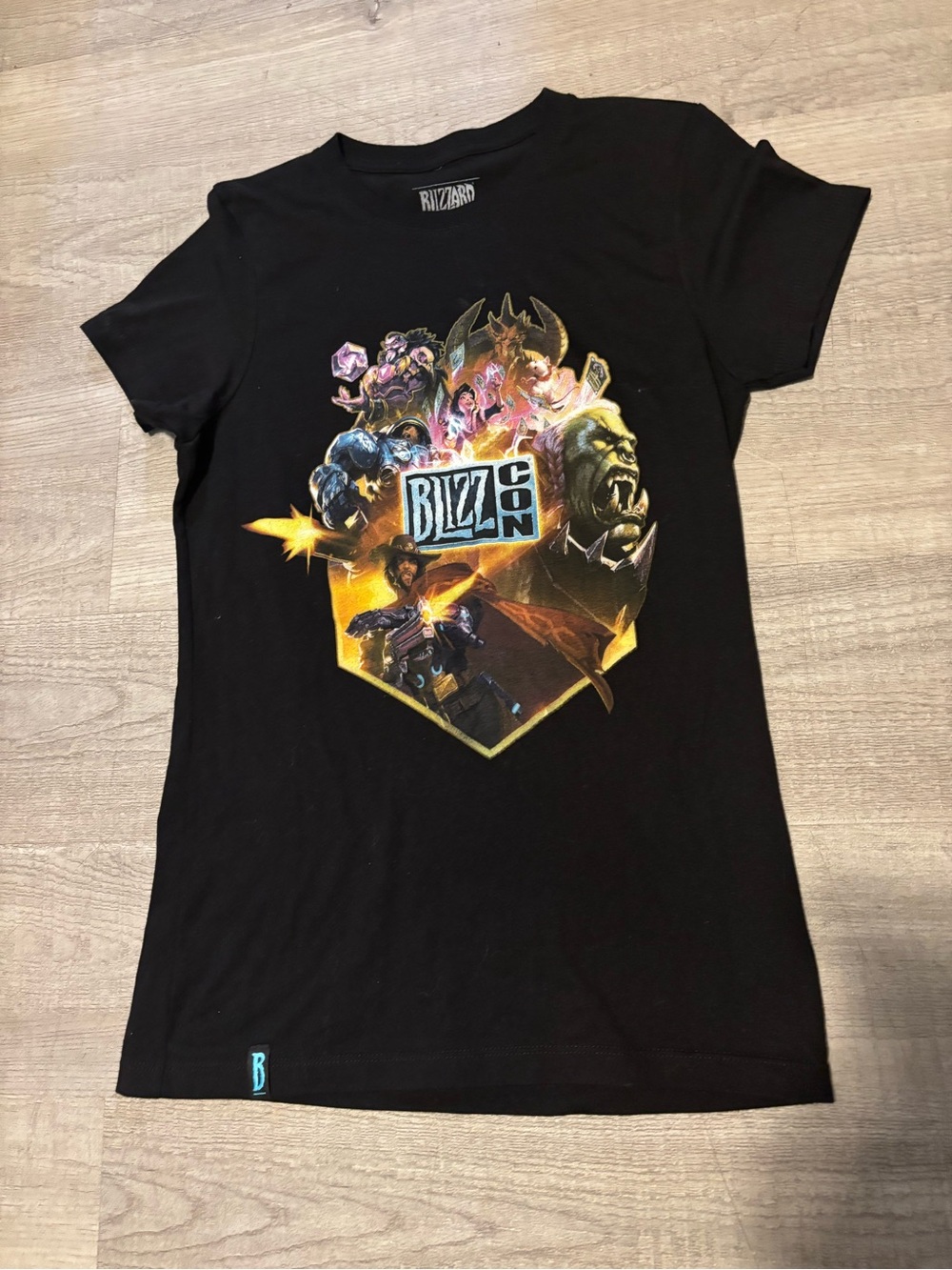 Blizzard Shirt Women’s Small Blizzcon 2018 Anaheim Gamer Nerd Video Games Geek